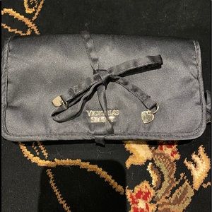 Victoria’s Secret Jewlery bag travel case 🥰